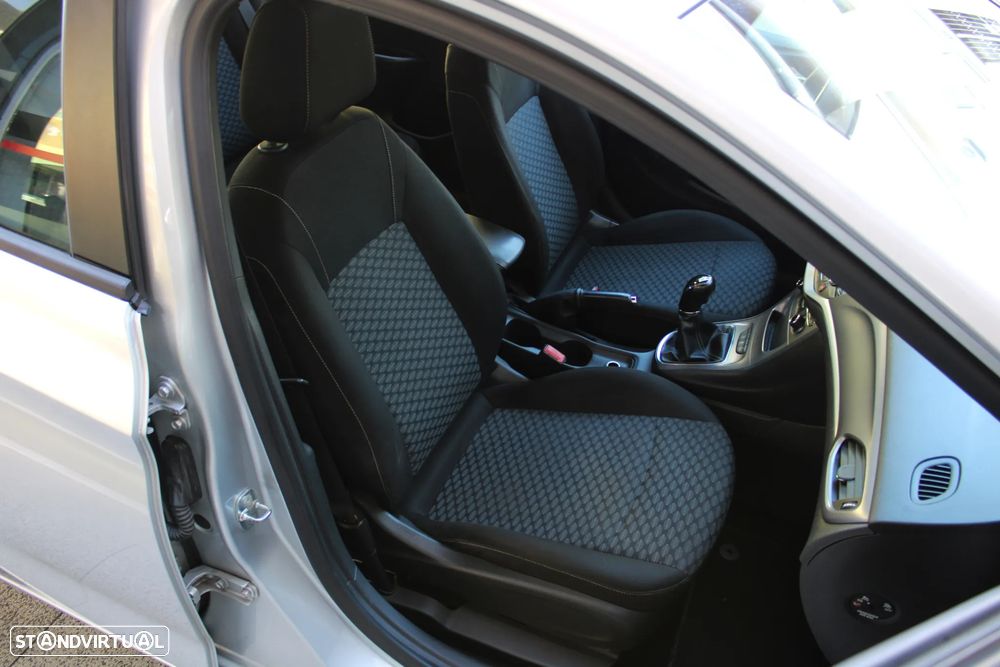 Opel Astra 1.6 CDTI Business Edition S/S - 31