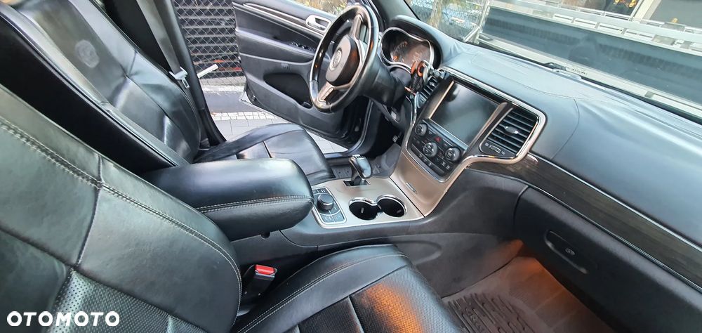 Jeep Grand Cherokee 3.6 V6 Overland - 18