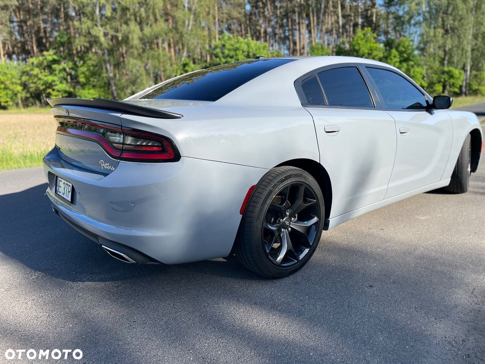 Dodge Charger - 12