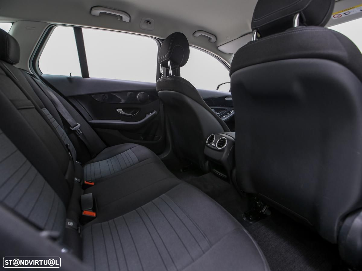 Mercedes-Benz C 300 de Avantgarde - 12