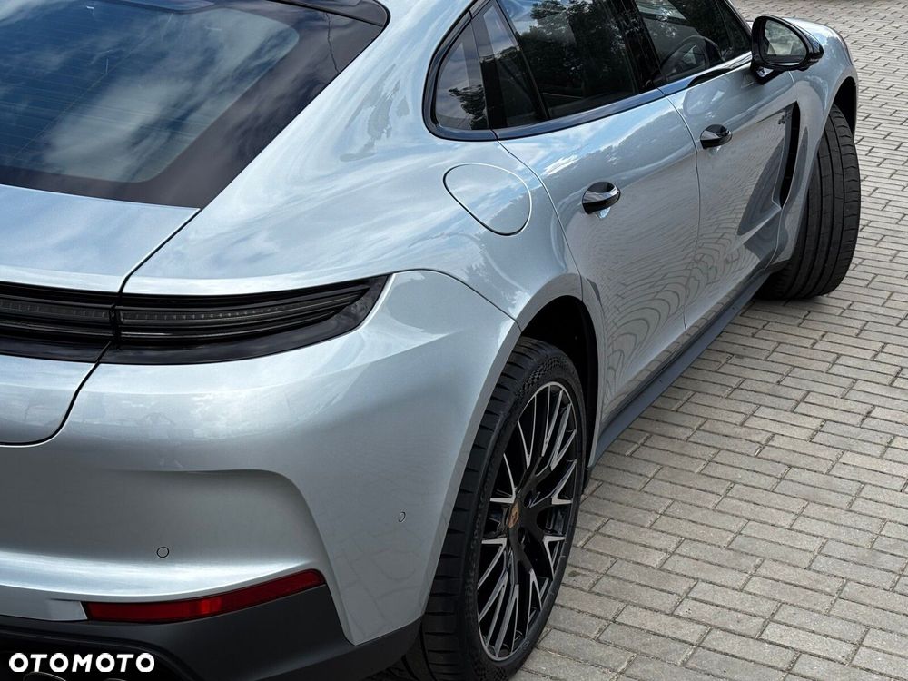 Porsche Panamera - 18