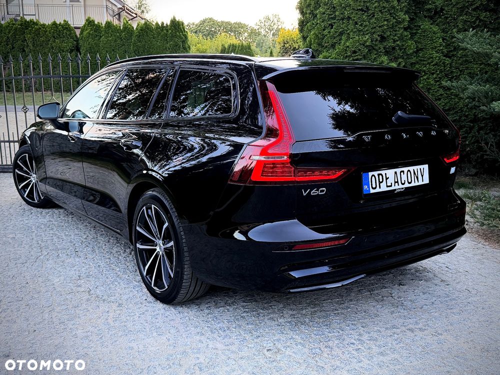 Volvo V60 T6 AWD Plug-In Hybrid Plus Dark - 12