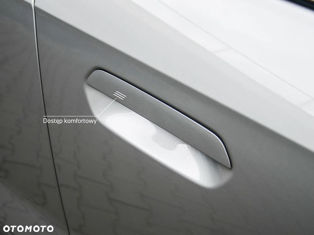 BMW X1 sDrive20i - 12