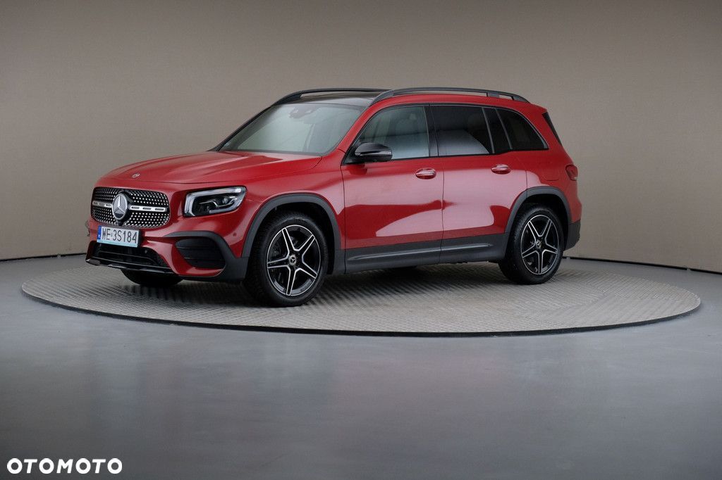 Mercedes-Benz GLB - 1