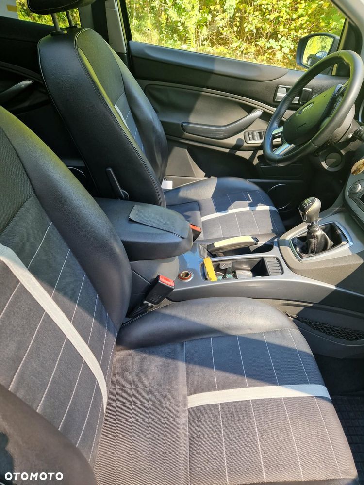 Ford Kuga 2.0 TDCi Titanium - 20