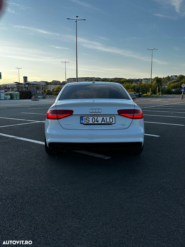 Audi A4 2.0 TFSI Multitronic S line Sportpaket - 4