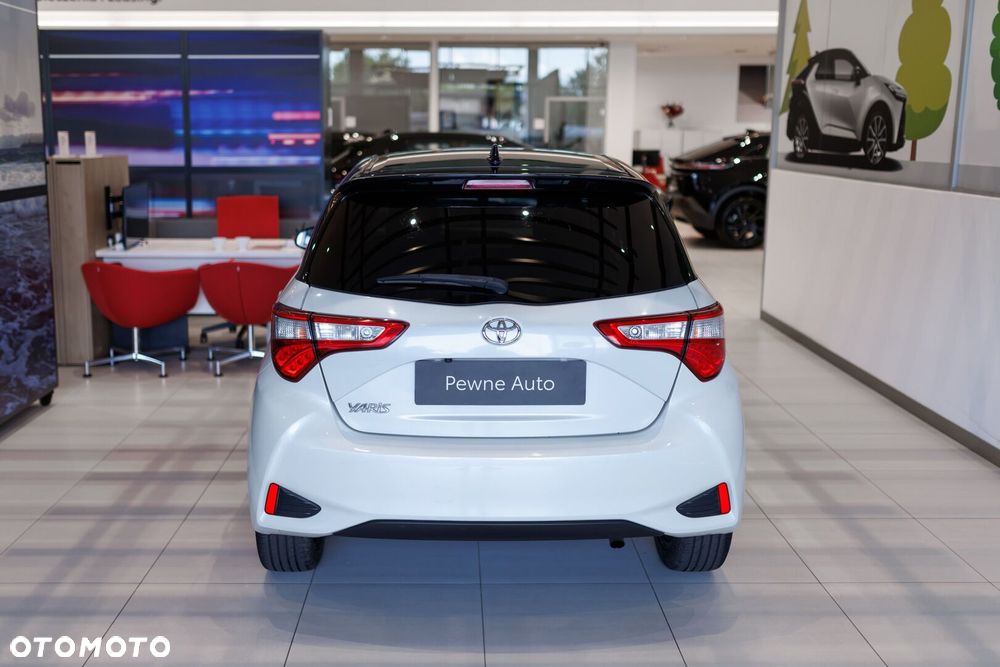 Toyota Yaris - 5