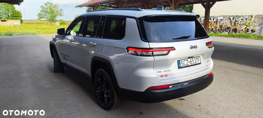 Jeep Grand Cherokee - 4