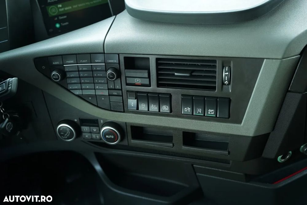Volvo FH 500 / XXL / LOW-DECK / MEGA / CLIMATIZARE STAȚIONARĂ / I-SHIFT / EURO 6 - 29
