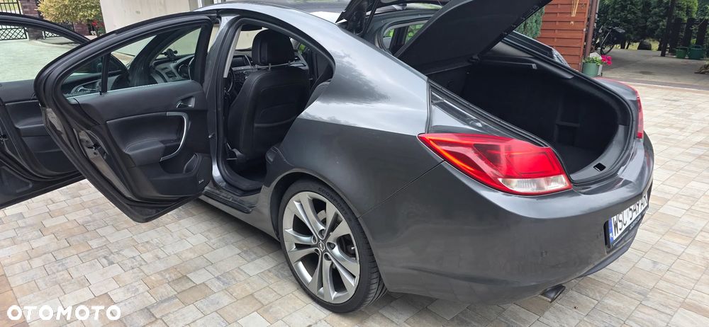 Opel Insignia 2.0 T Cosmo - 8