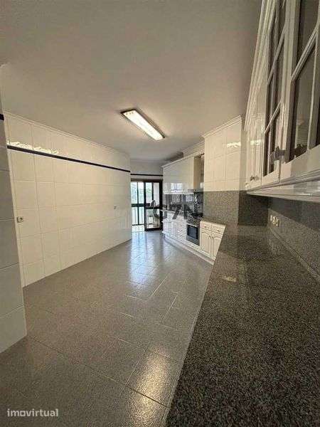 Apartamento T3 de 159 m² em Sintra, Lisboa - Grande imagem: 4/12