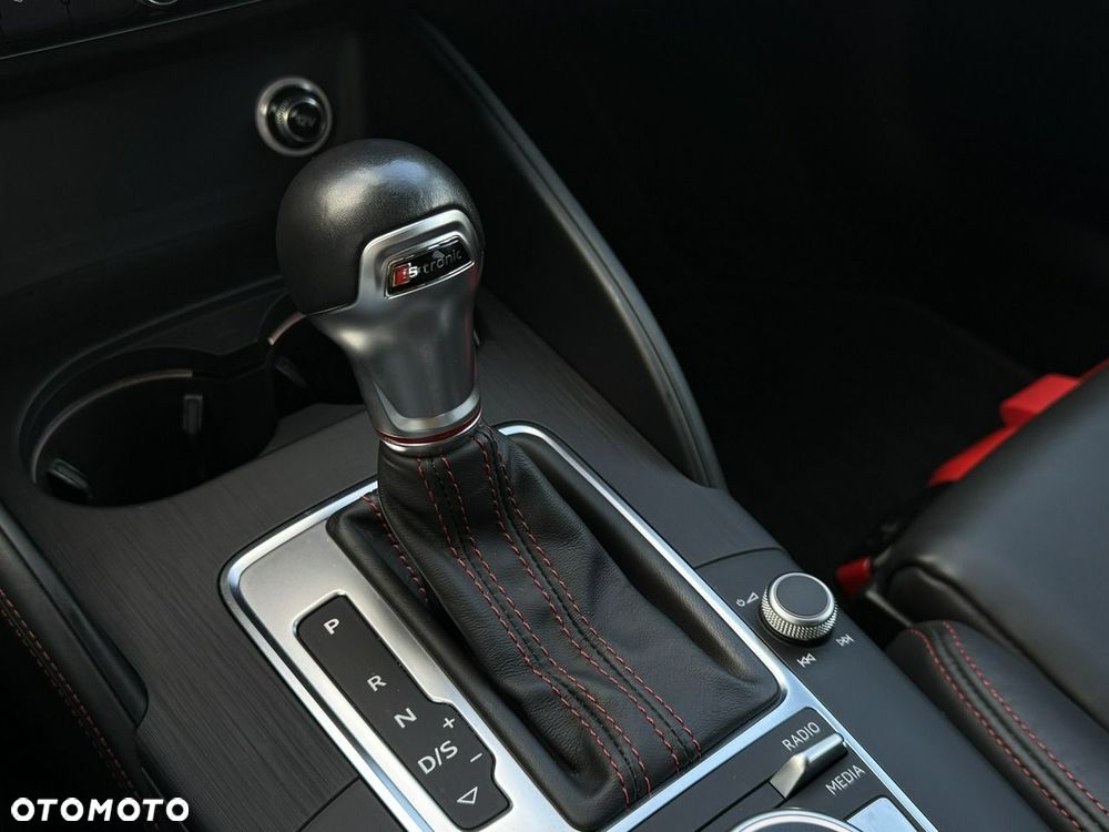 Audi S3 Limousine 2.0 TFSI Quattro S tronic - 32