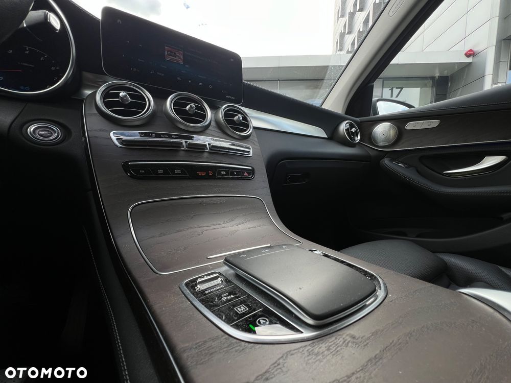 Mercedes-Benz GLC 300 4-Matic - 8