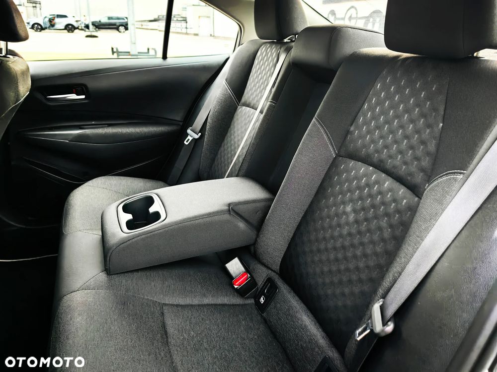 Toyota Corolla 1.8 Hybrid Comfort - 16