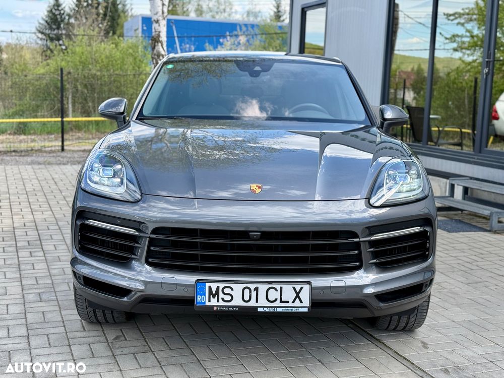 Porsche Cayenne E-Hybrid - 10