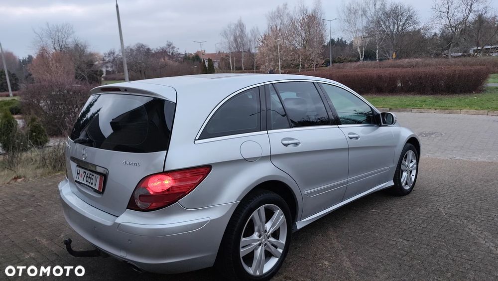 Mercedes-Benz Klasa R 320 CDI L 4Matic 7G-TRONIC Travel Edition - 17
