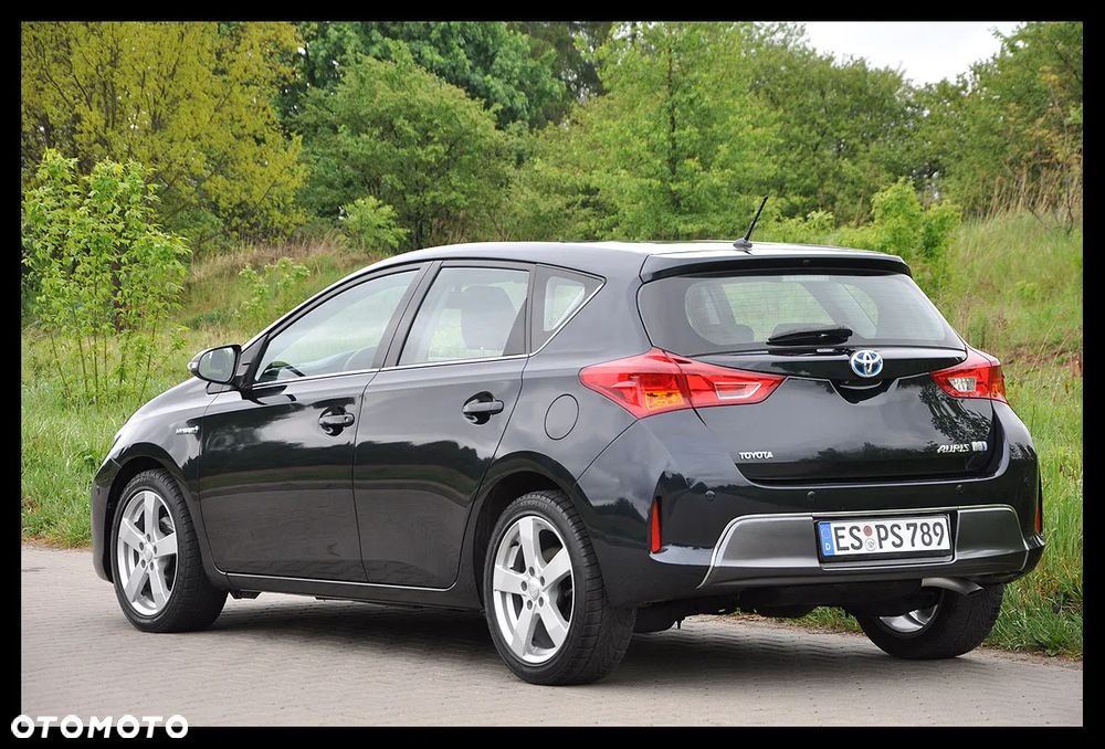 Toyota Auris - 16