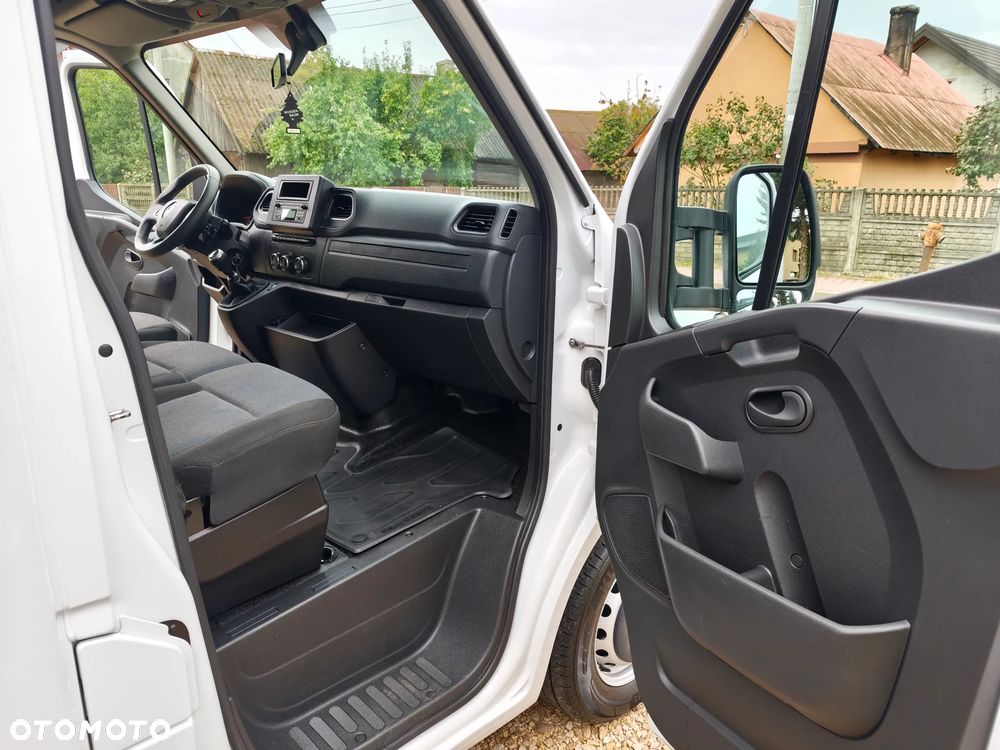 Renault MASTER 2.3DCI 165KM* Kontener 8-EuroPalet dł.420cm, szer.220cm, wys.230cm* POLSKI SALON** 172 TYŚ KM** DMC do 3.5T kat.B** - 22