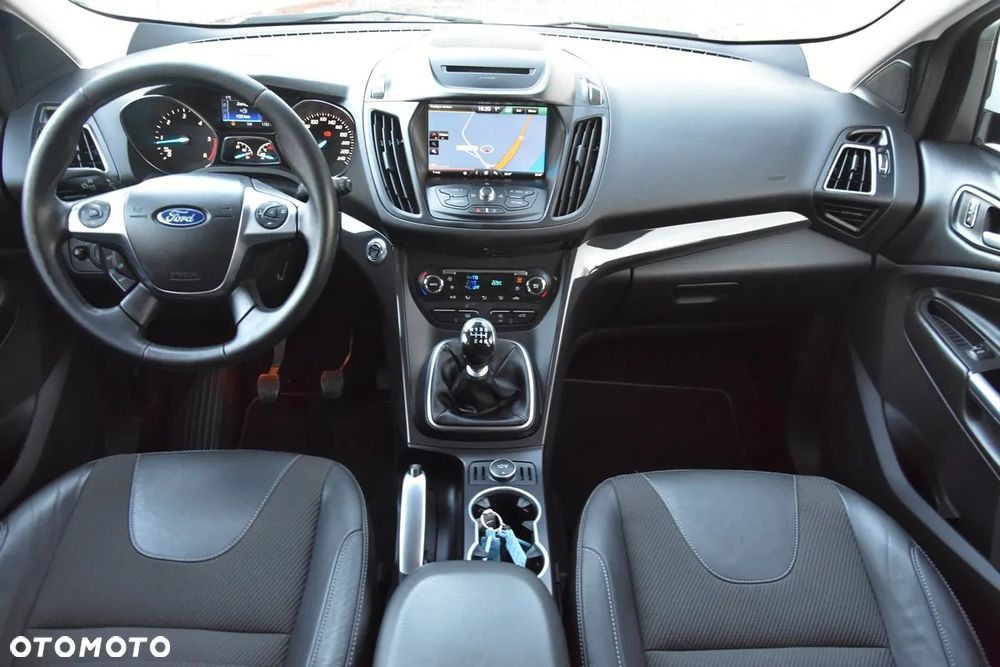 Ford Kuga 2.0 TDCi 4x2 Titanium - 22