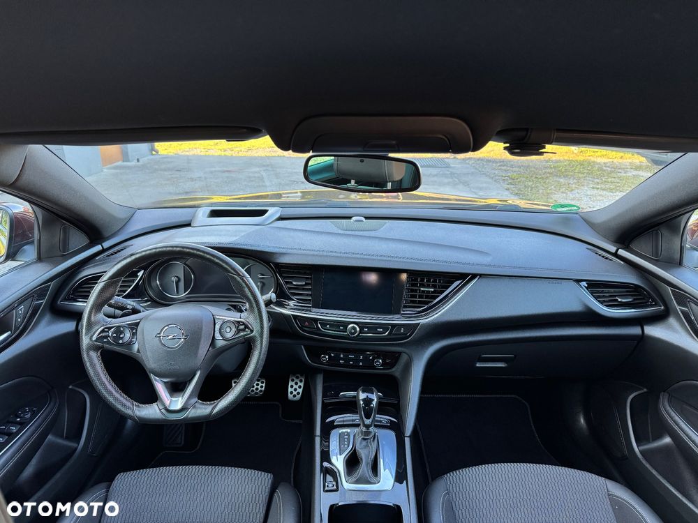 Opel Insignia 2.0 BiTurbo 4x4 Innovation - 26