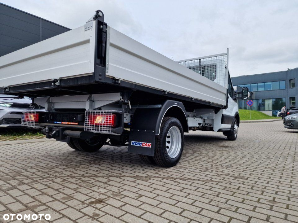 Ford Transit - 8