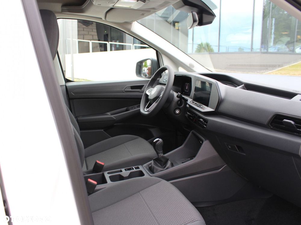 Volkswagen Caddy Pro 2.0 TDI Manual - 11