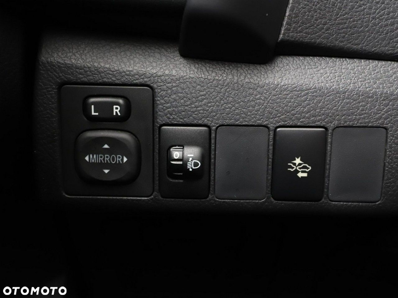 Toyota Auris 1.8 VVT-i Hybrid Automatik Touring Sports Free Style - 33