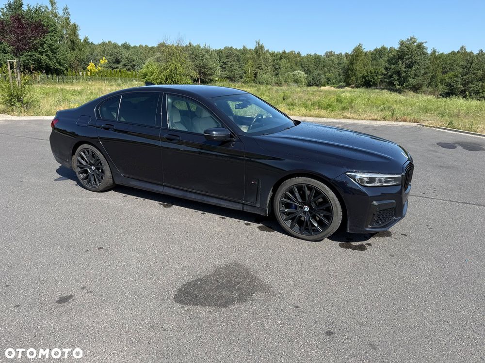 BMW Seria 7 730d xDrive mHEV sport - 7