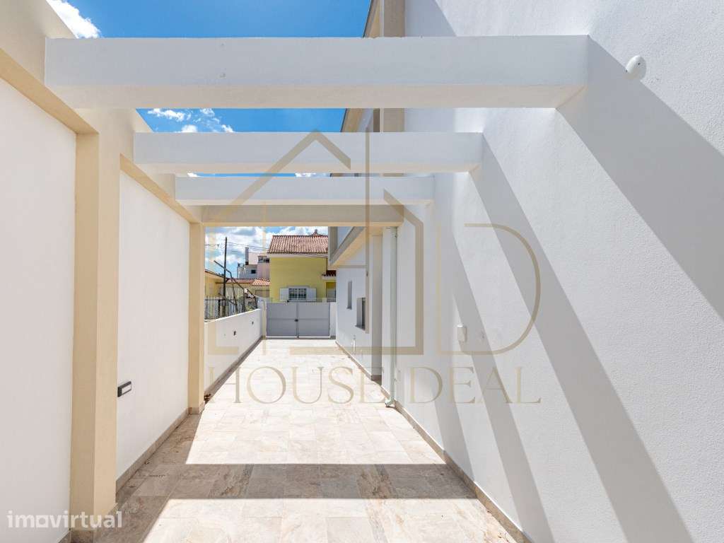 Moradia T3 com Pérgola. Fernão Ferro - Grande imagem: 5/37