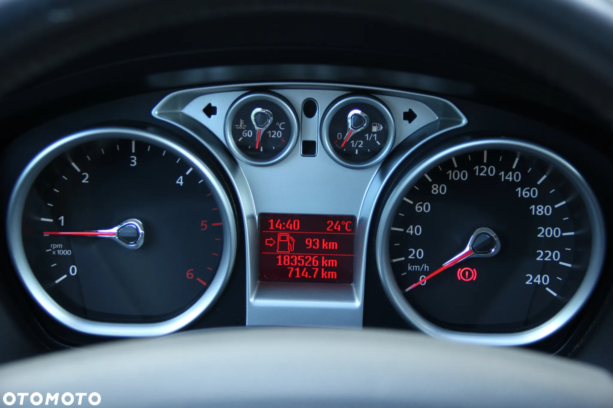 Ford Kuga 2.0 TDCi FWD Titanium - 14