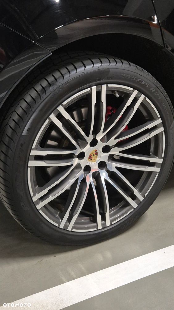 Porsche Macan Turbo PDK - 23
