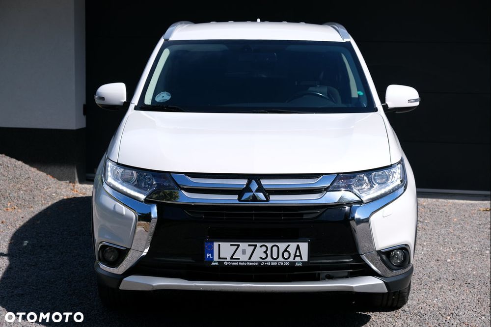Mitsubishi Outlander - 16