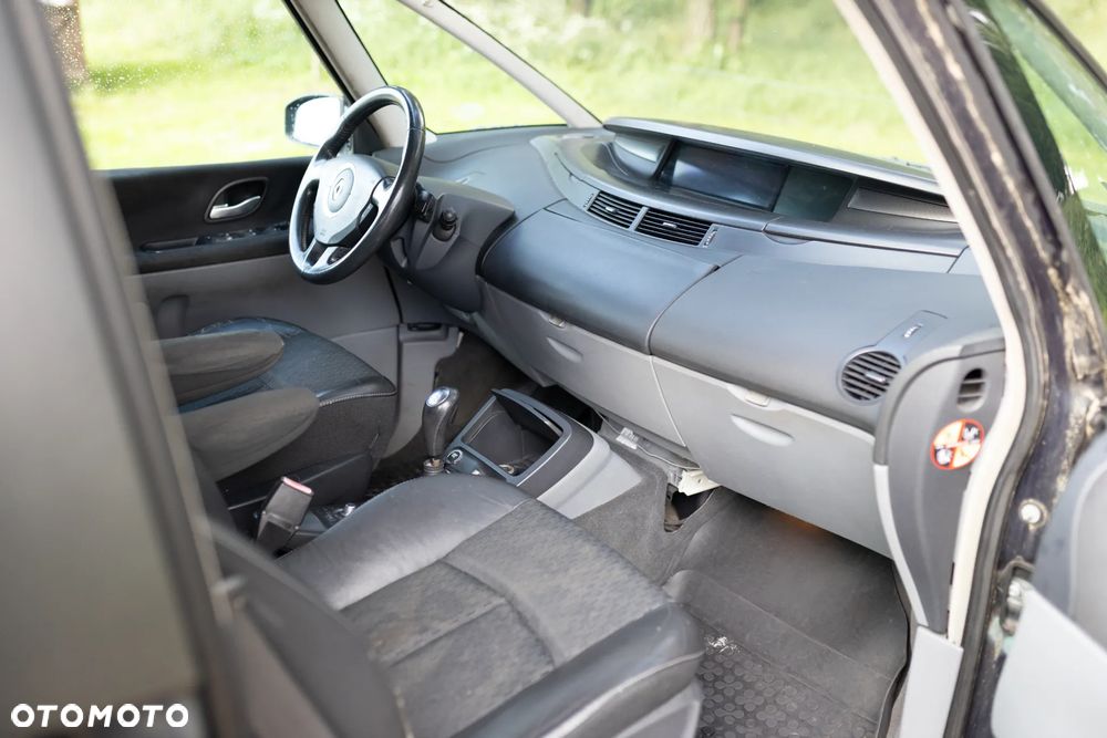 Renault Espace 2.0 Dynamique - 17