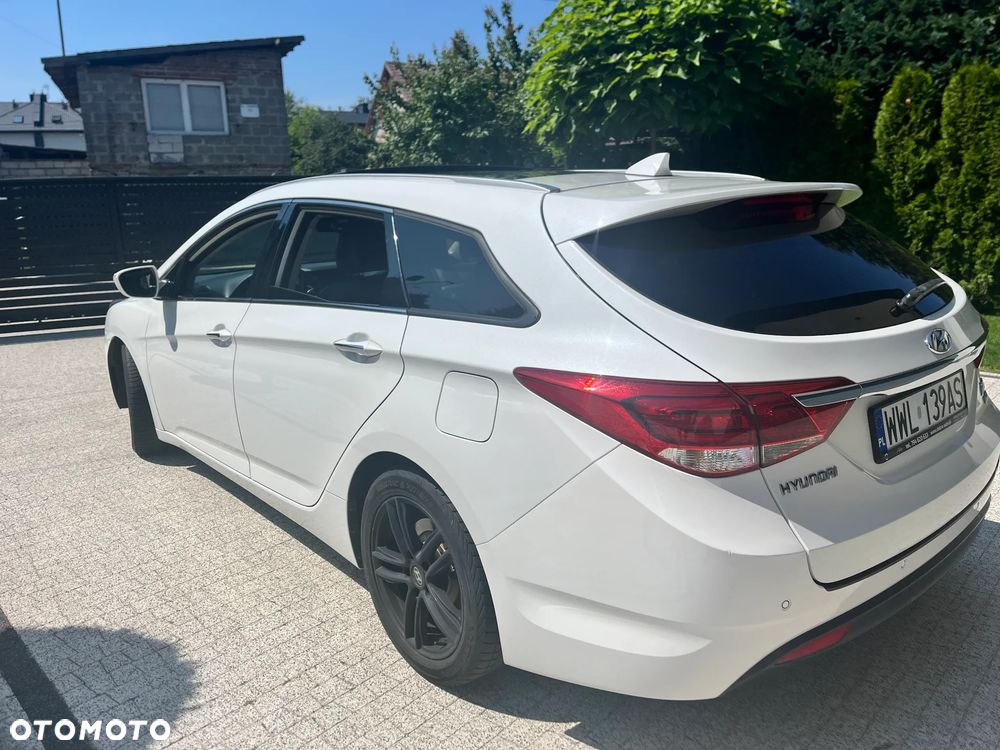 Hyundai i40 Kombi 1.7 CRDi DCT Premium - 7