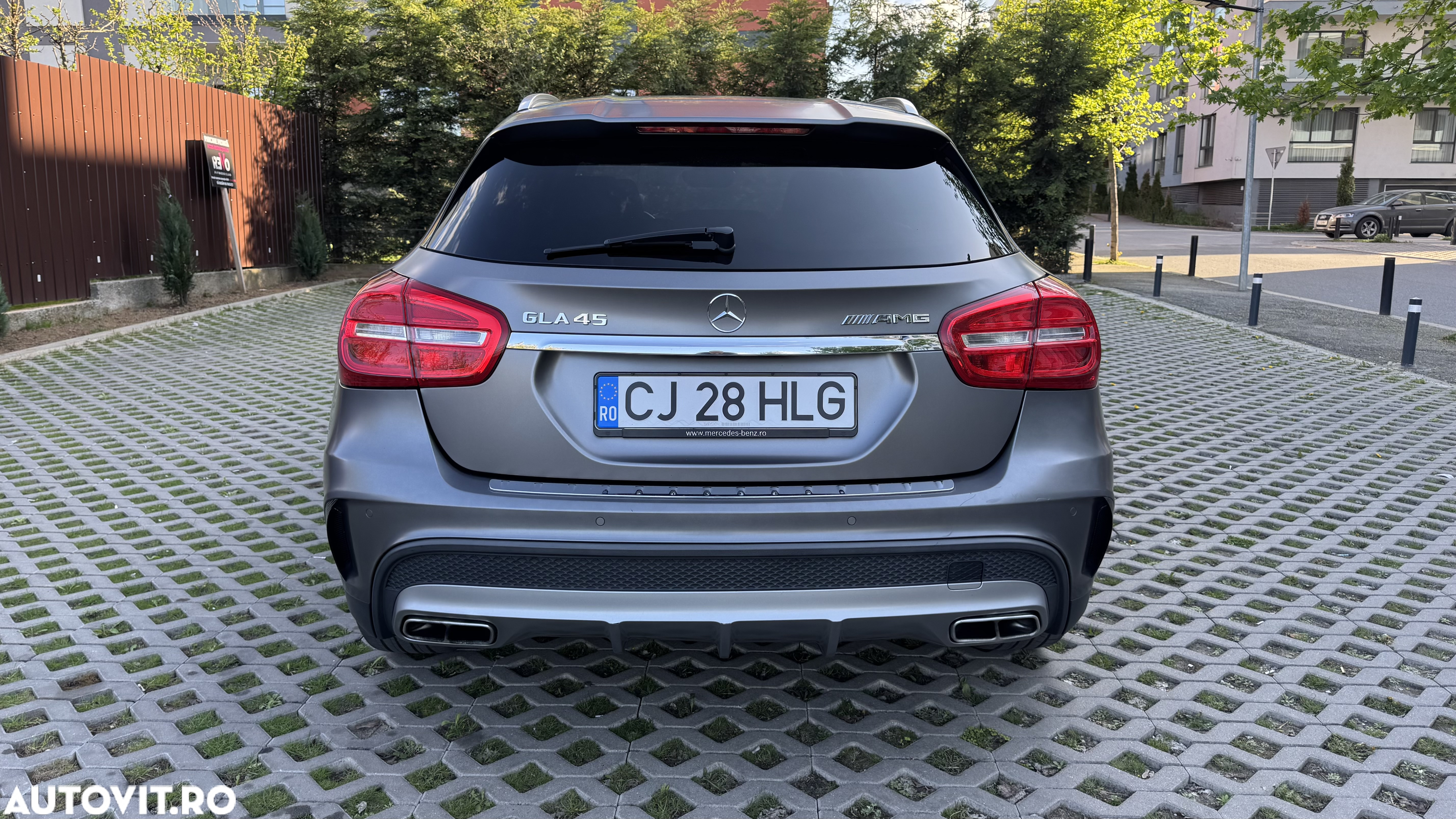 Mercedes-Benz GLA 45 AMG 4Matic 7G-DCT - 5