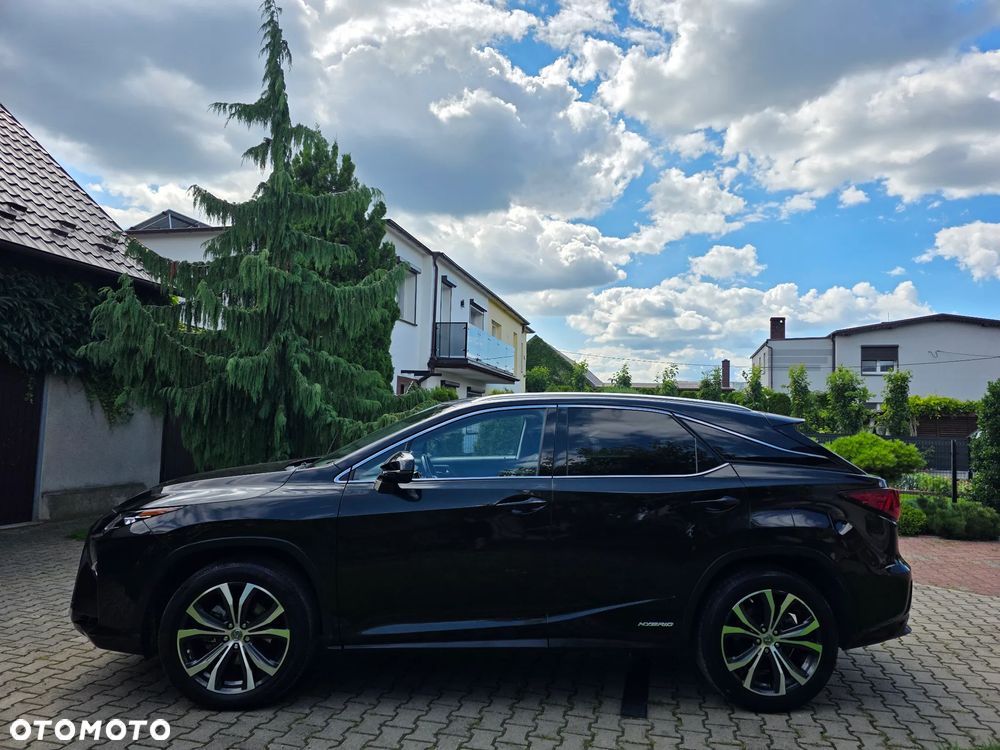 Lexus RX - 8