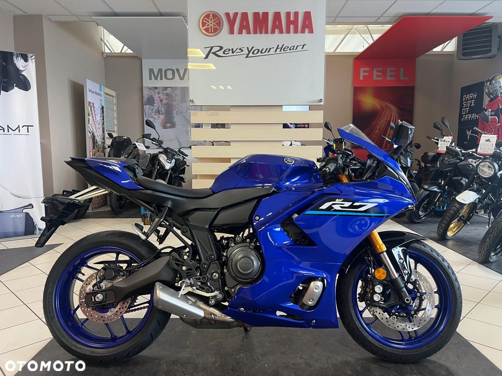 Yamaha R7 - 1