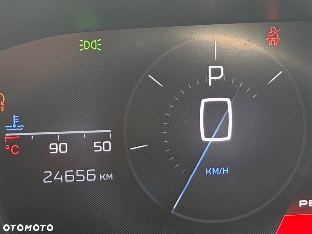 Peugeot 408 1.2 PureTech Allure S&S EAT8 - 6