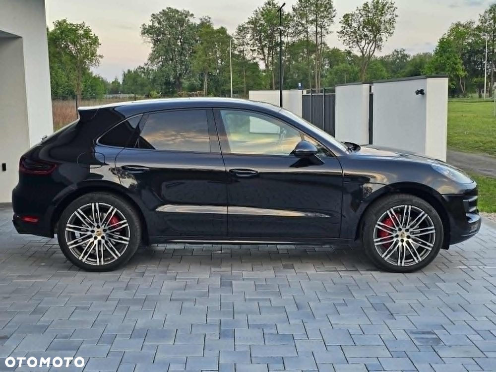 Porsche Macan Turbo PDK - 10