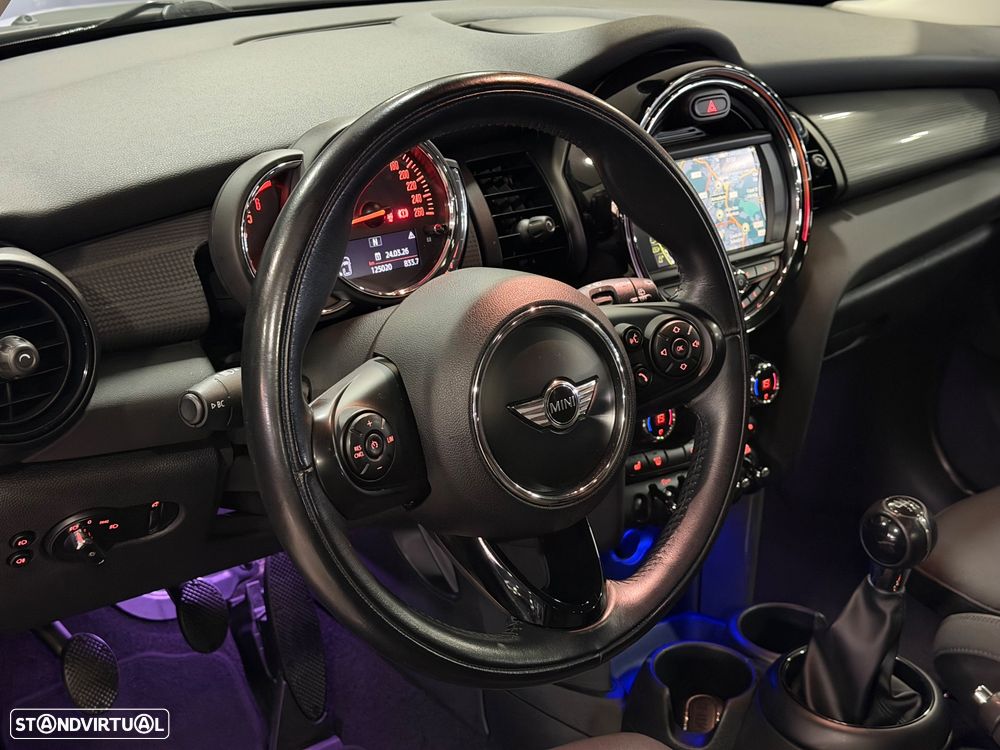 MINI 5 Portas Cooper D - 6
