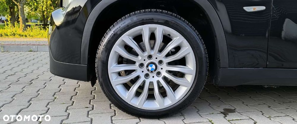 BMW X1 sDrive18i Sport Line - 40