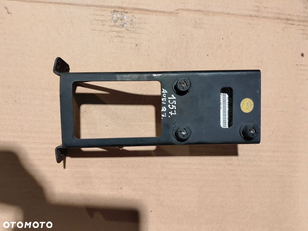 Radar Audi Q7  nr.4L0907561 - 2