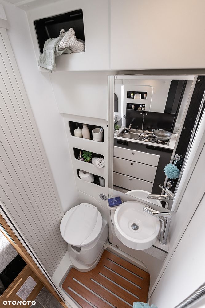 Giottiline GIOTTIVAN 60FT RAPIDO gr. Ford Transit MARKIZA SOLAR 300W KAMERA COFANIA RADIO 2DIN TRUMA DIESEL 4 OSOBOWY - 14