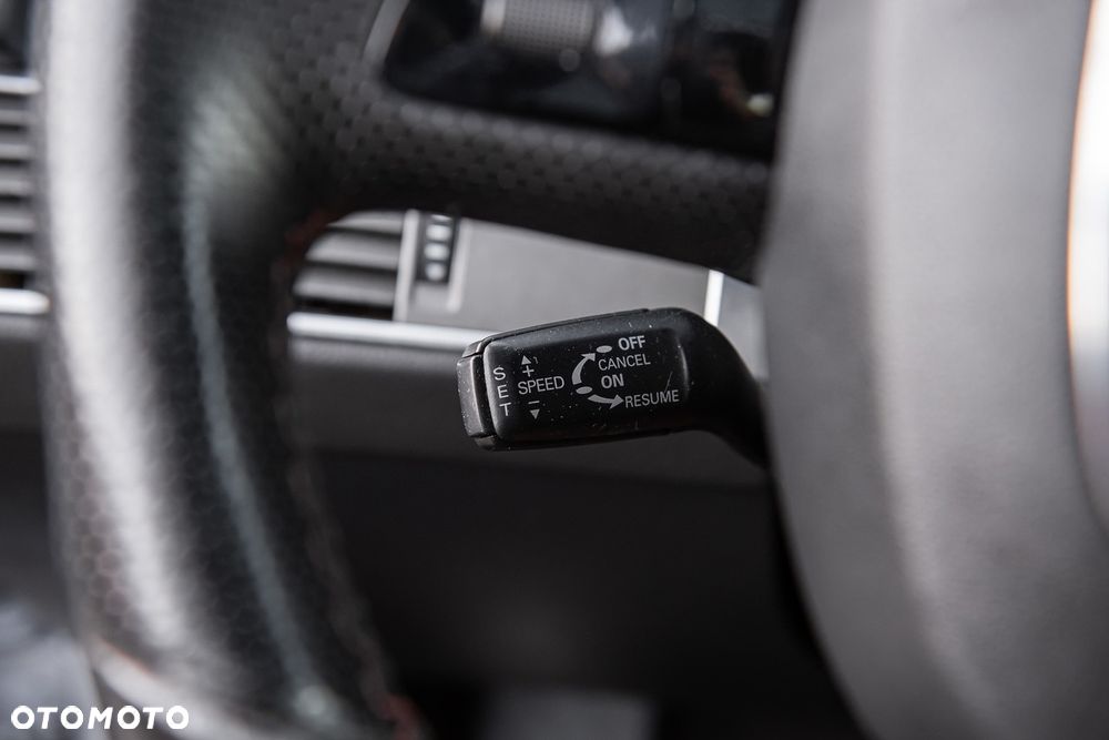 Audi A6 Avant 3.0 TDI DPF quattro tiptronic - 24