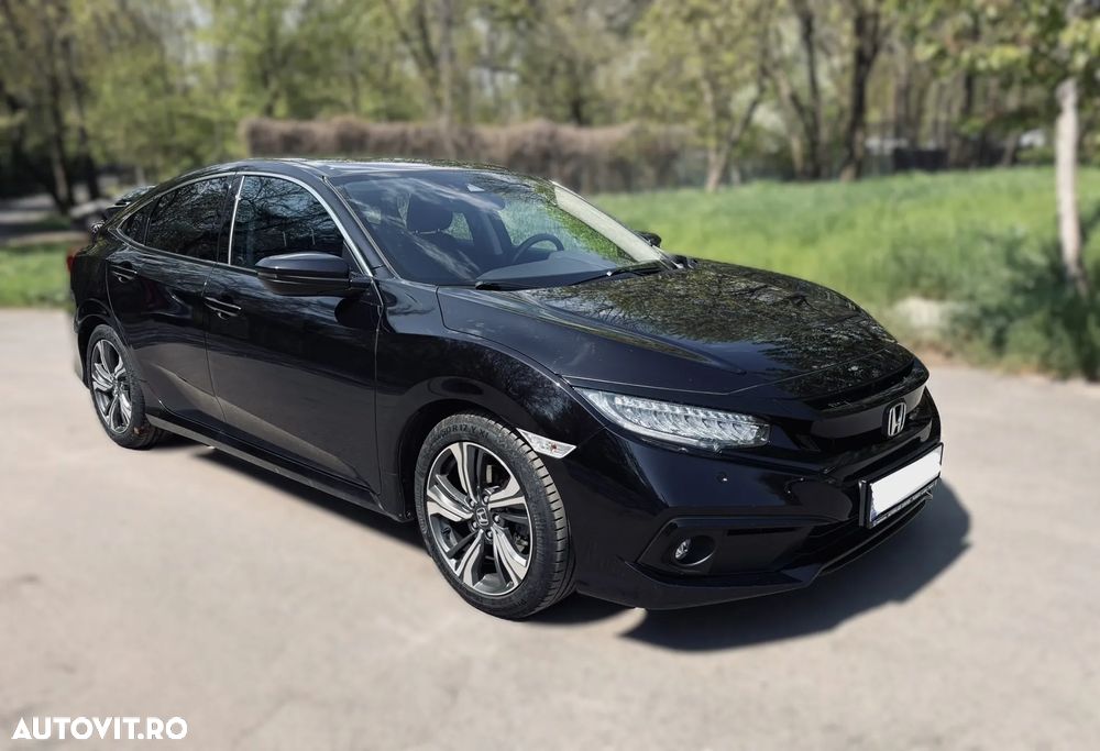 Honda Civic 1.5 VTEC Turbo CVT Elegance Navi - 3