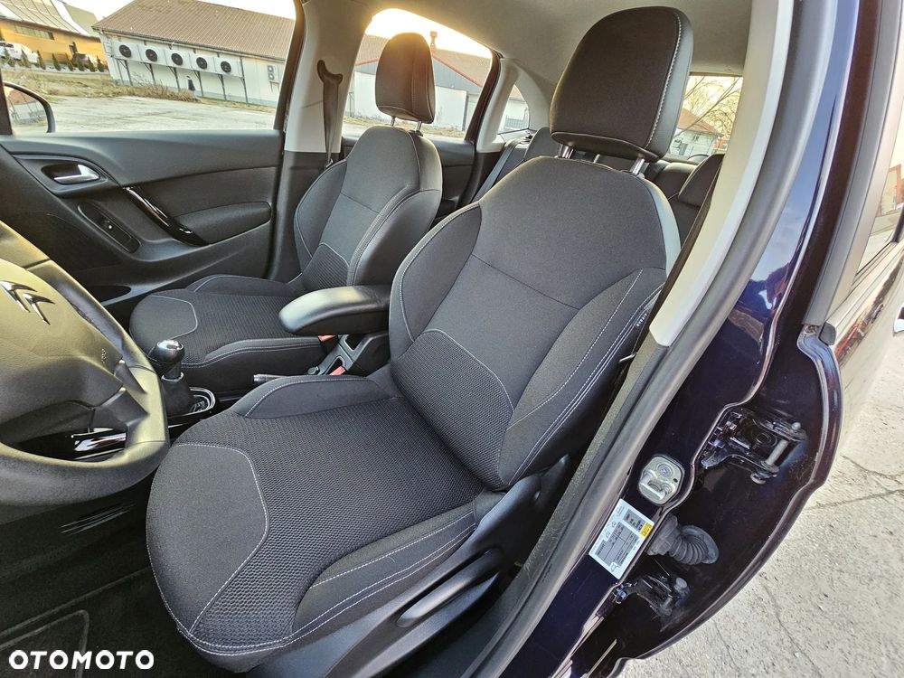 Citroën C3 Pure Tech (VTi) 82 Exclusive - 19