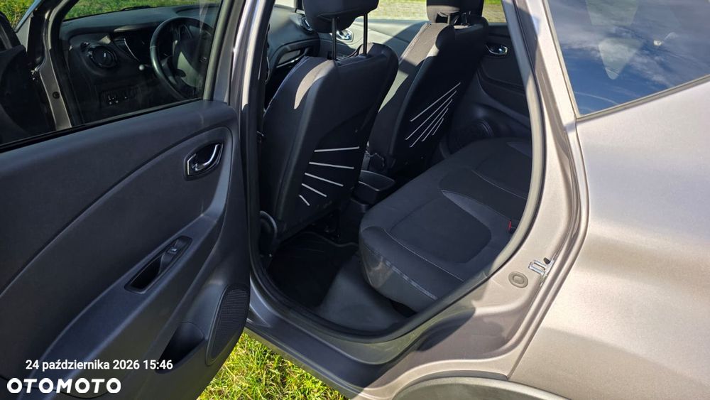Renault Captur - 12
