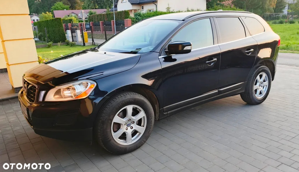 Volvo XC 60 D4 Momentum - 16