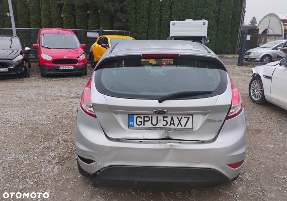 Ford Fiesta - 20
