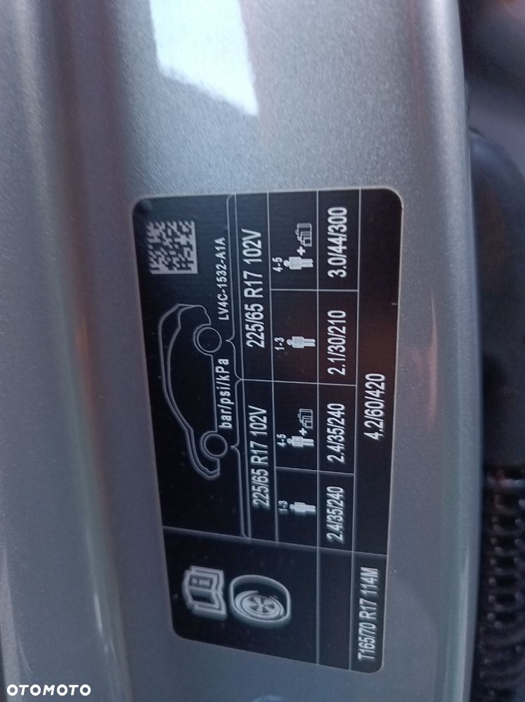 Ford Kuga 1.5 EcoBlue FWD Titanium - 23